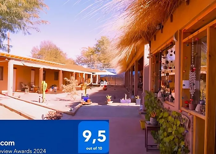 Atacama Checar, Hostal